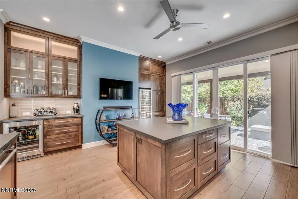 10562 Thistle Berry Reno NV 89521