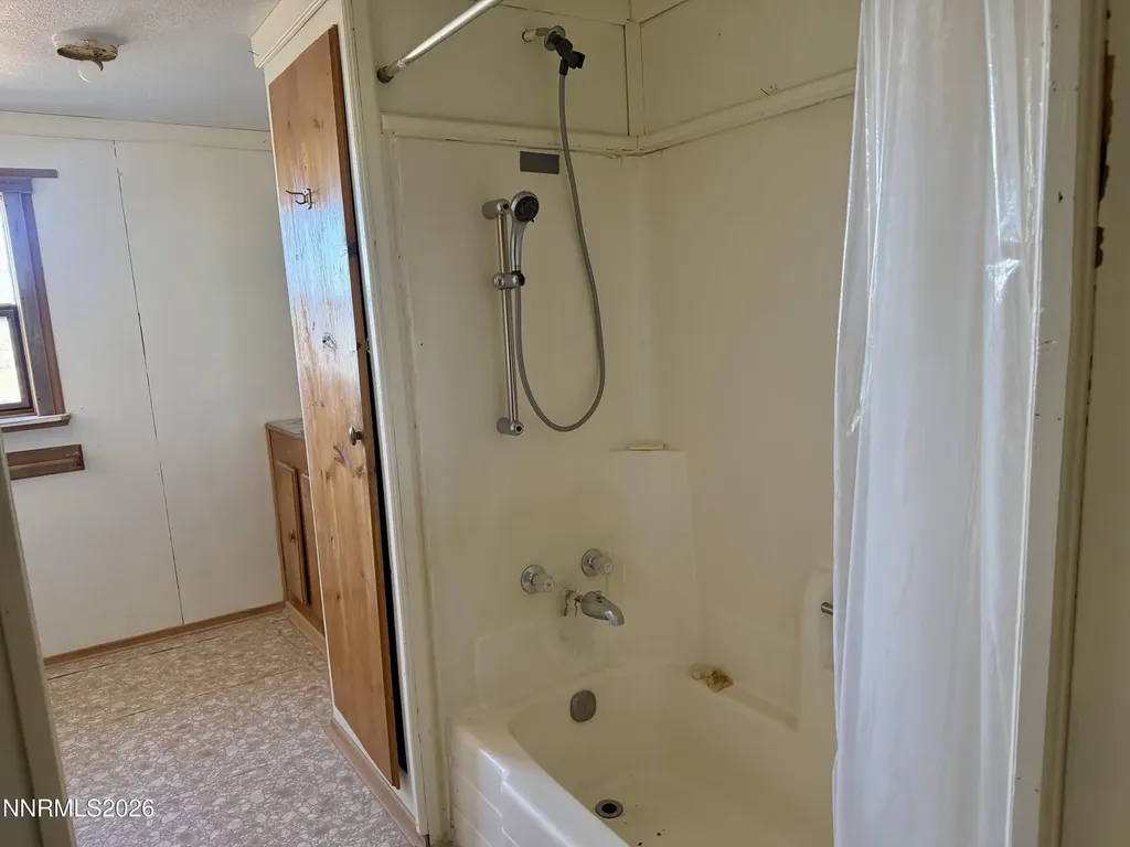 3250 Youngberg Winnemucca NV 89445
