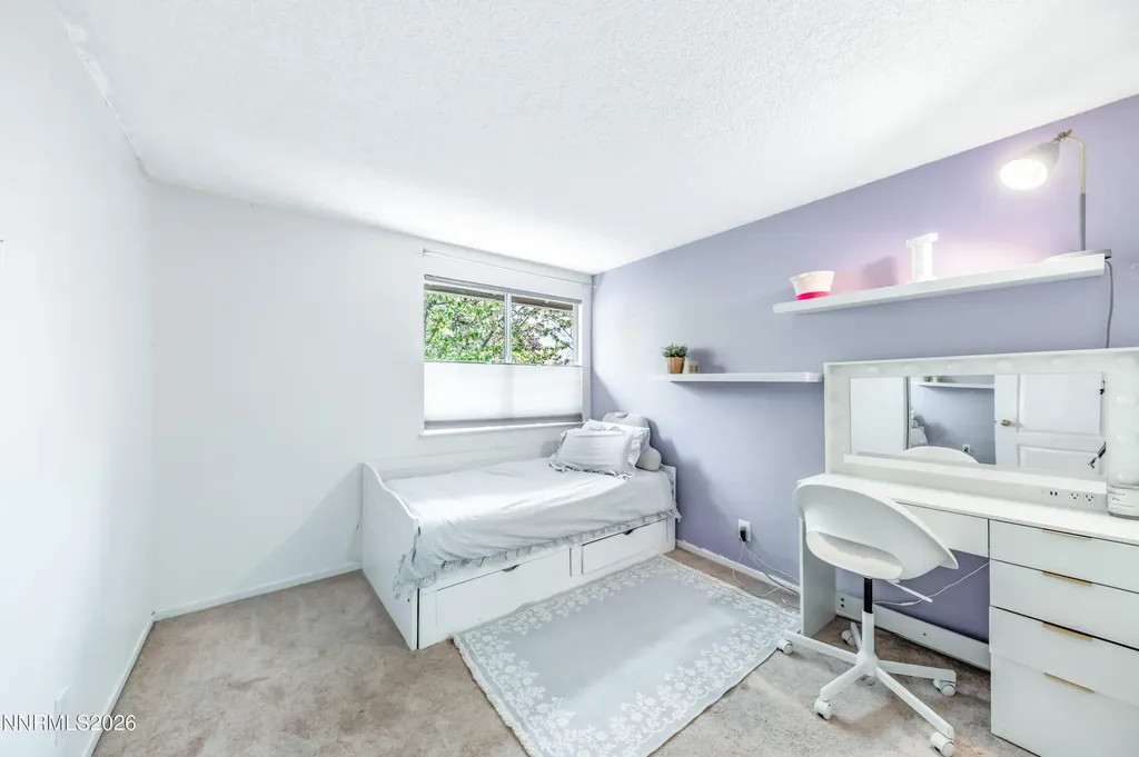 1789 Lakeland Hills Reno NV 89523
