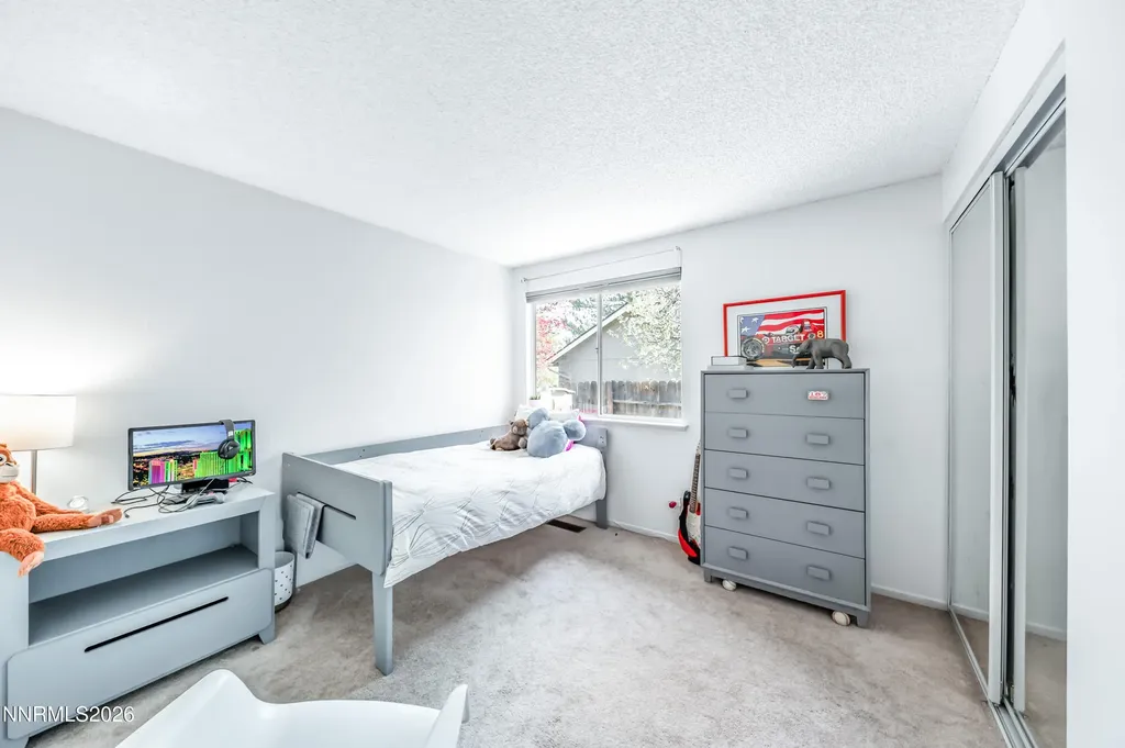 1789 Lakeland Hills Reno NV 89523