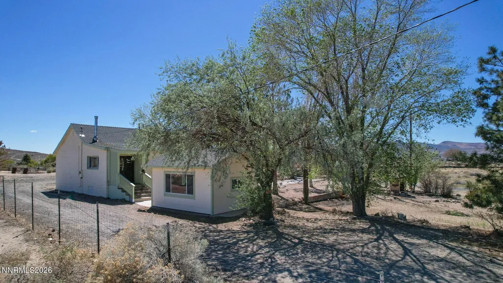 2605 Palm Silver Springs NV 89429