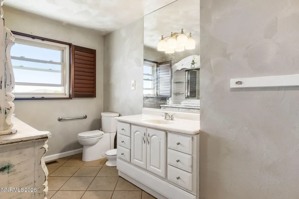 2605 Palm Silver Springs NV 89429