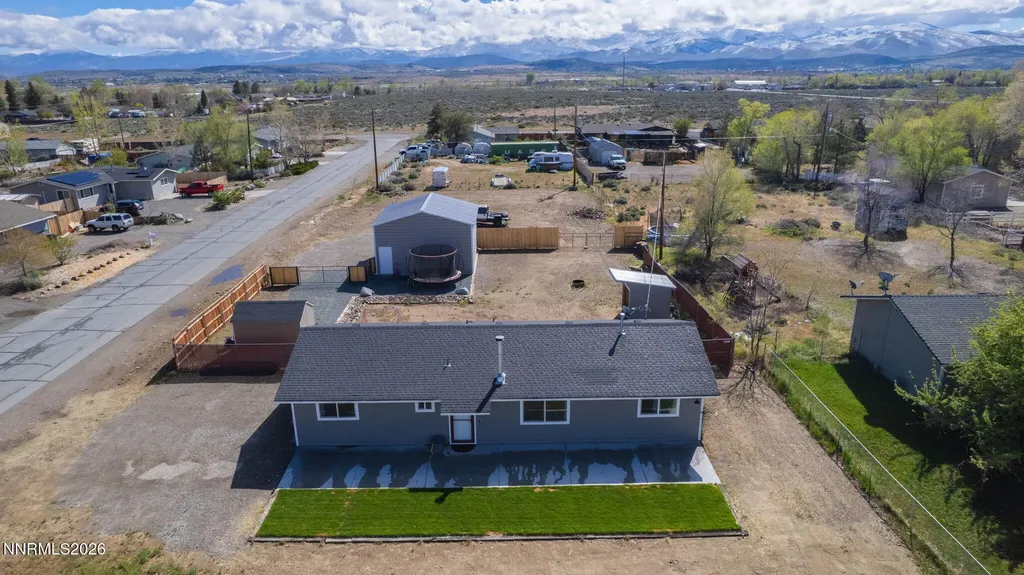 879 Whitney Gardnerville NV 89460