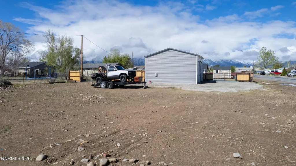 879 Whitney Gardnerville NV 89460