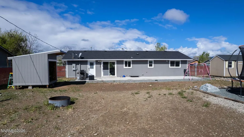 879 Whitney Gardnerville NV 89460