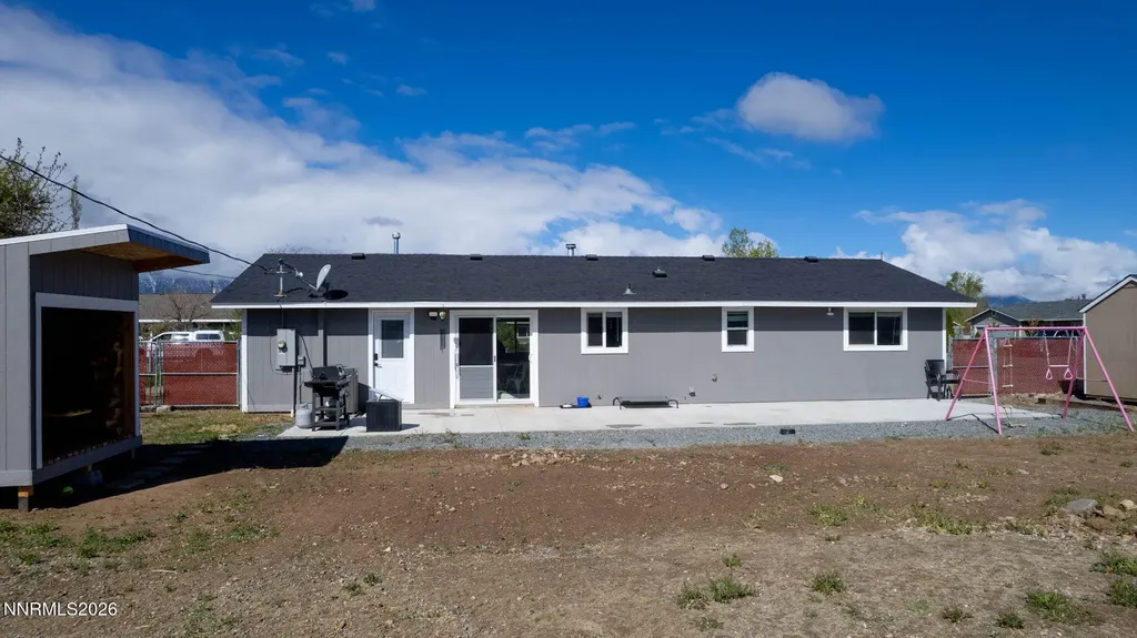 879 Whitney Gardnerville NV 89460