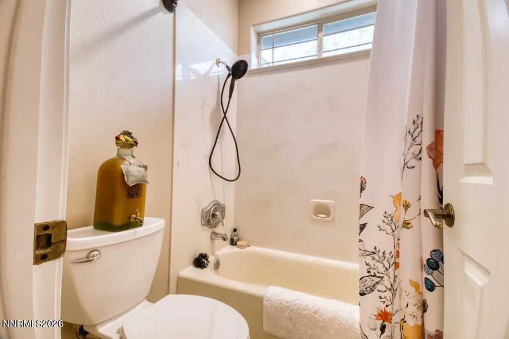 649 Saddle Horn Fernley NV 89408