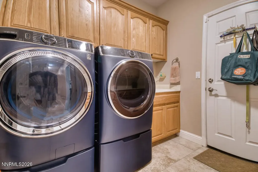 649 Saddle Horn Fernley NV 89408