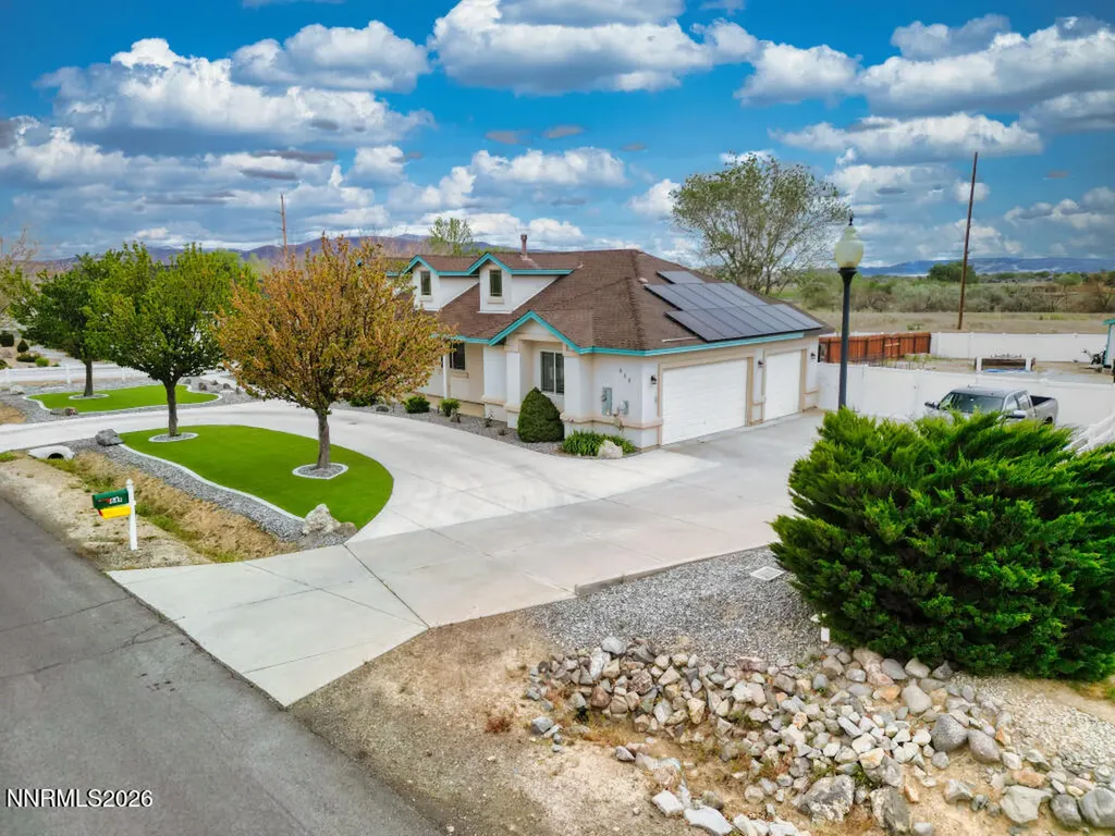 649 Saddle Horn Fernley NV 89408