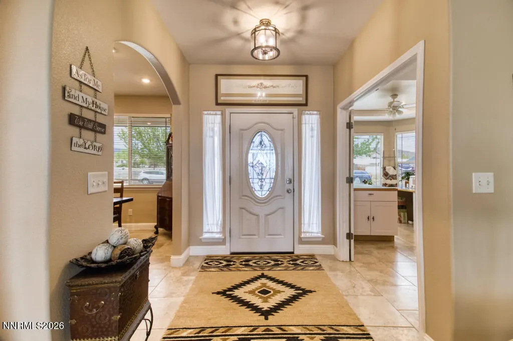 649 Saddle Horn Fernley NV 89408