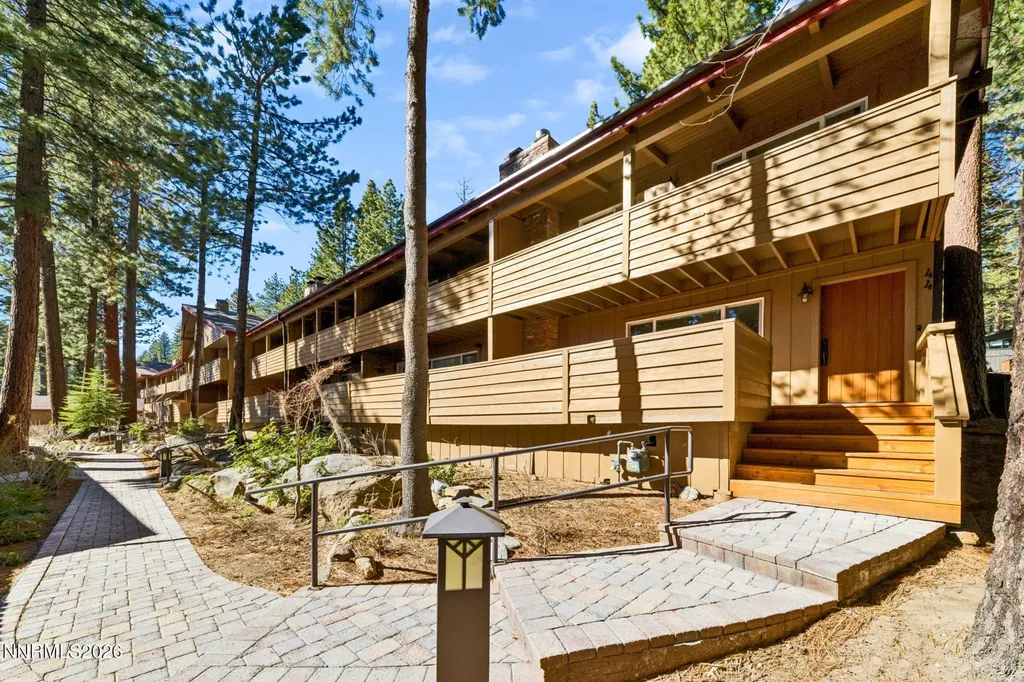 866 Northwood Incline Village NV 89451
