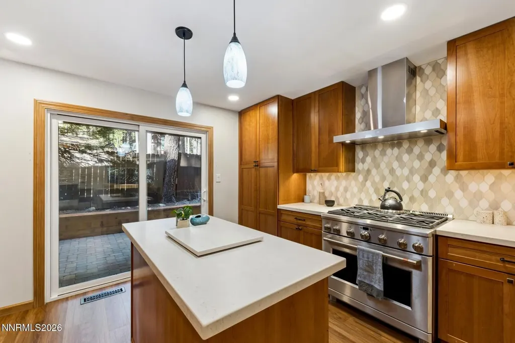 866 Northwood Incline Village NV 89451