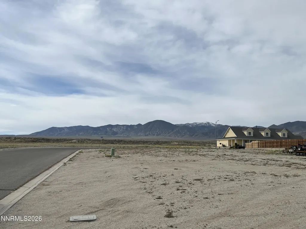 255 Sage Hawthorne NV 89415