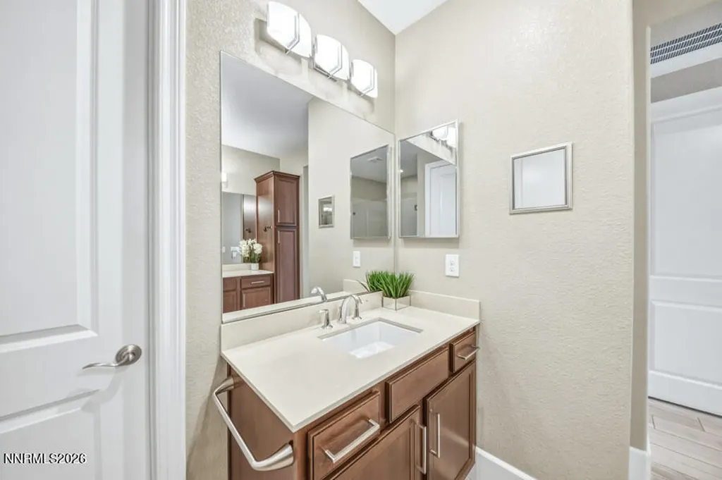 9835 Hafflinger Reno NV 89521