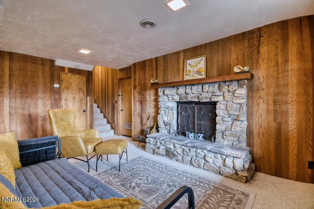128 Holly Stateline NV 89449