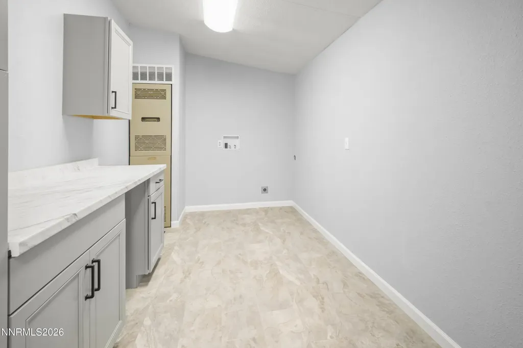 843 Silver Fernley NV 89408