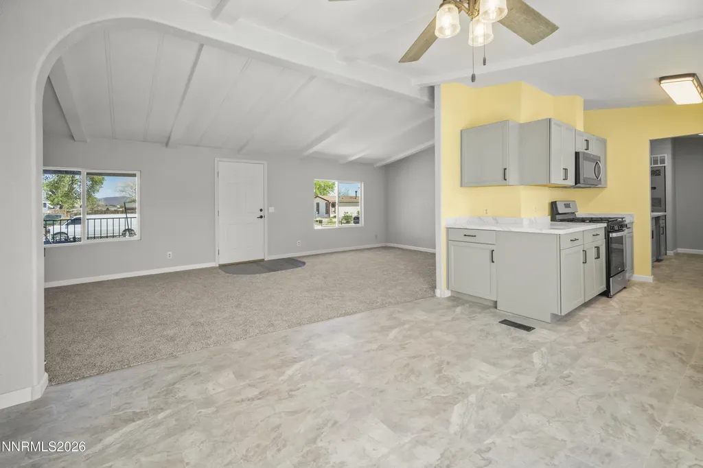 843 Silver Fernley NV 89408