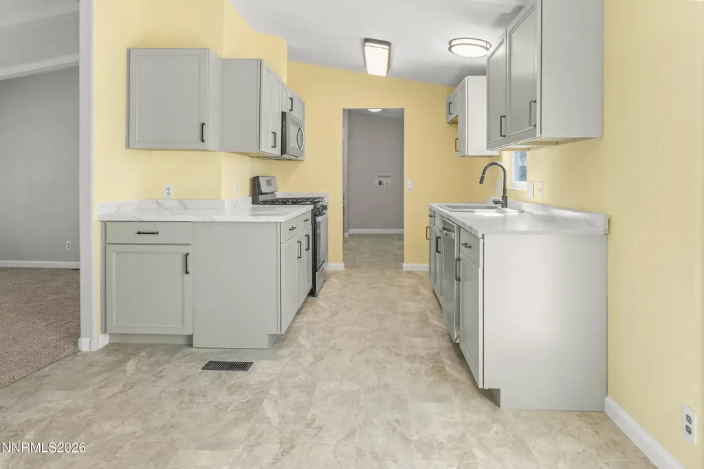 843 Silver Fernley NV 89408