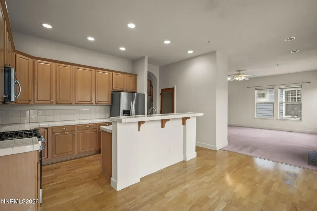 6516 Aston Sparks NV 89436