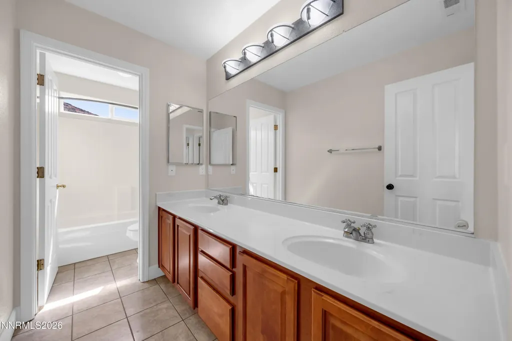 2926 Nashua Sparks NV 89436