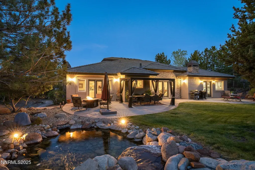 1203 Kachina Reno NV 89511