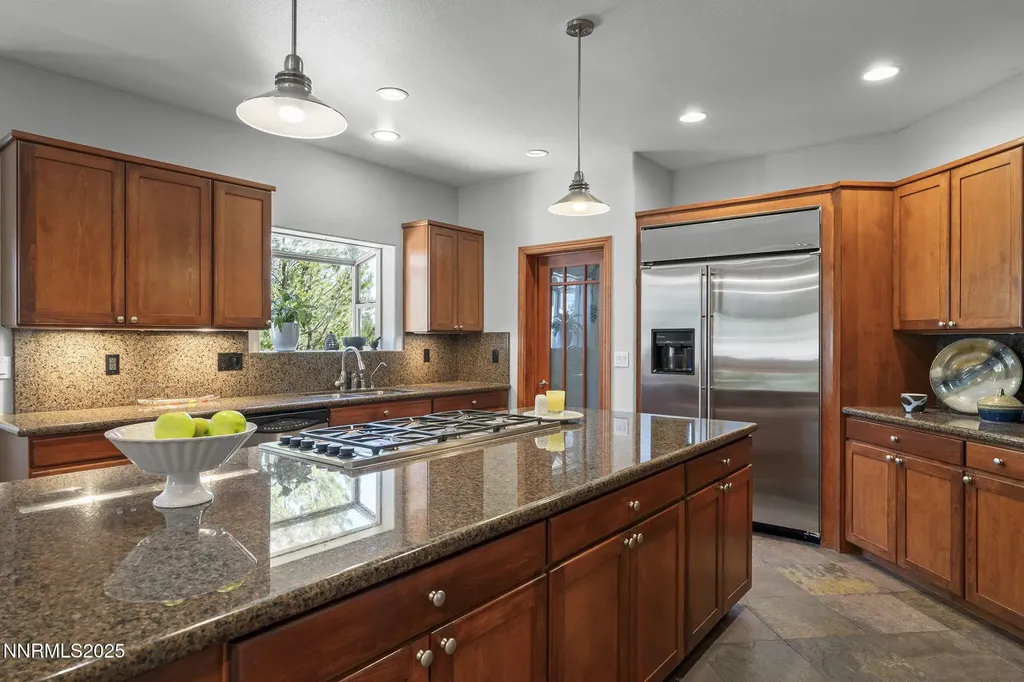 1203 Kachina Reno NV 89511