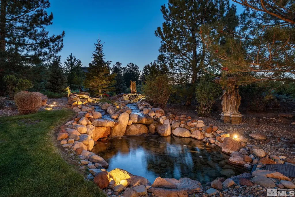 1203 Kachina Reno NV 89511