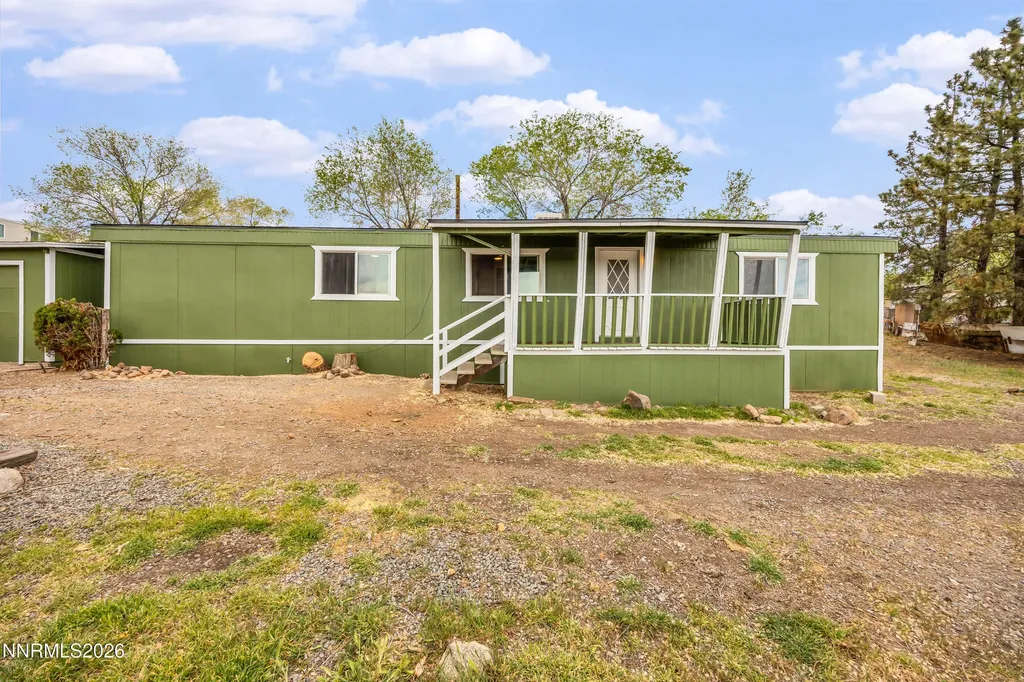 5257 Flintstone Sun Valley NV 89433