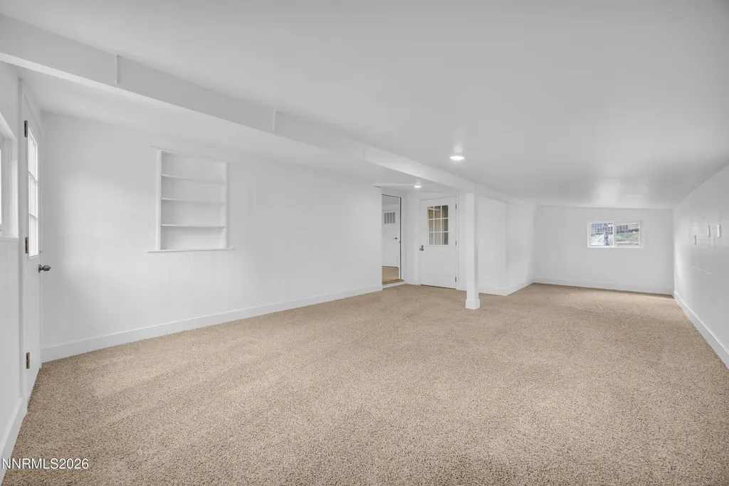 5257 Flintstone Sun Valley NV 89433