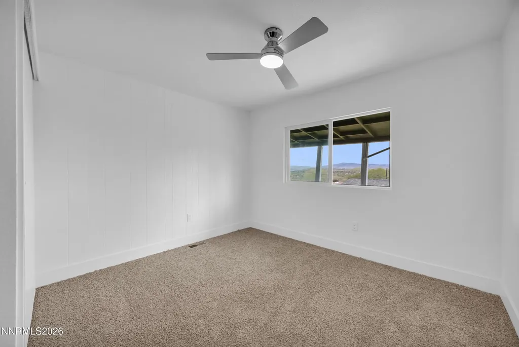 5257 Flintstone Sun Valley NV 89433