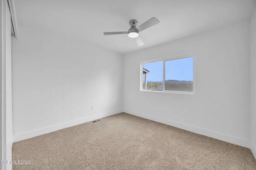 5257 Flintstone Sun Valley NV 89433