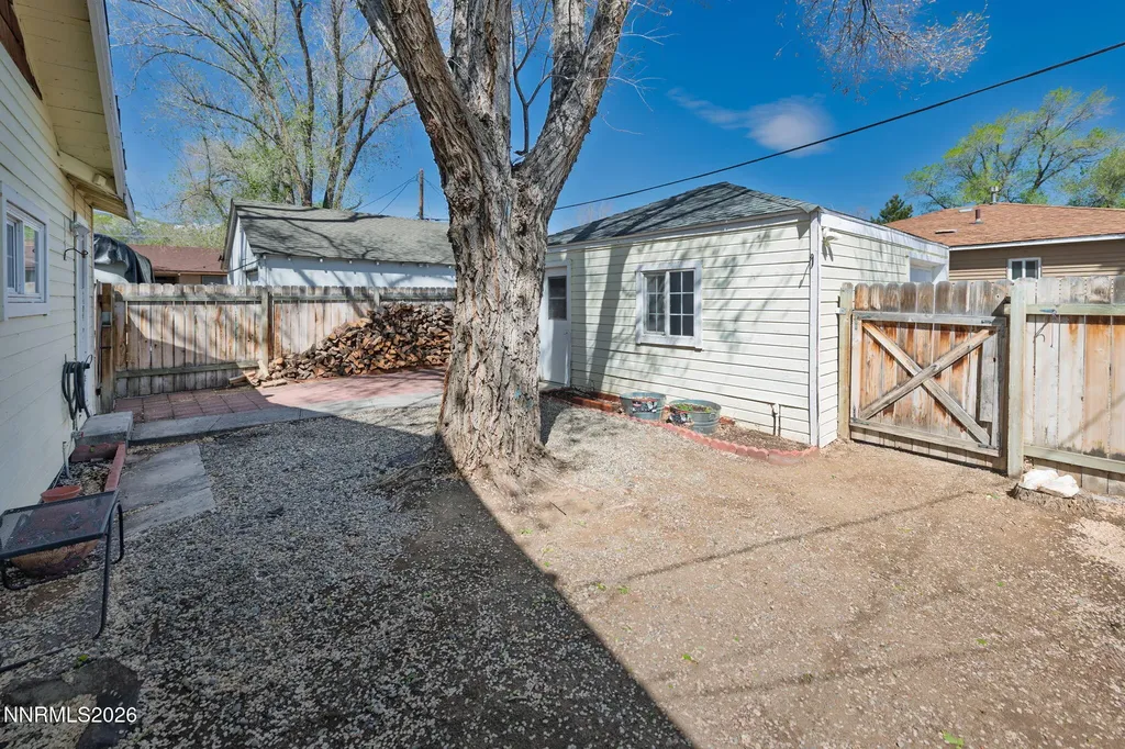 1702 Stewart Carson City NV 89706