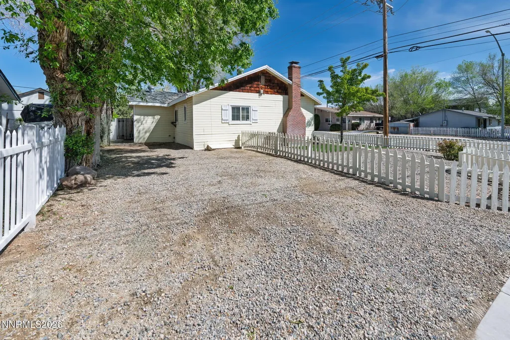 1702 Stewart Carson City NV 89706