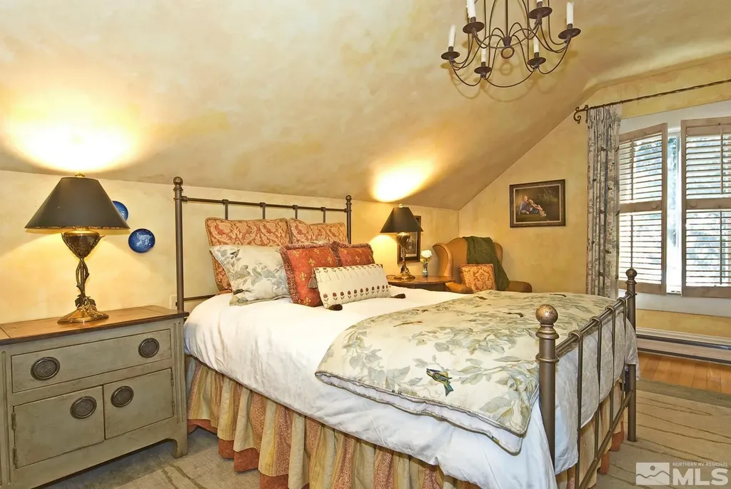 850 Sheridan Gardnerville NV 89460