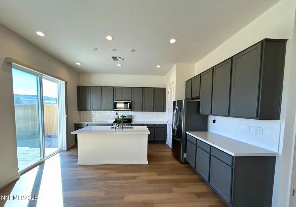 7840 Hoback Sparks NV 89436