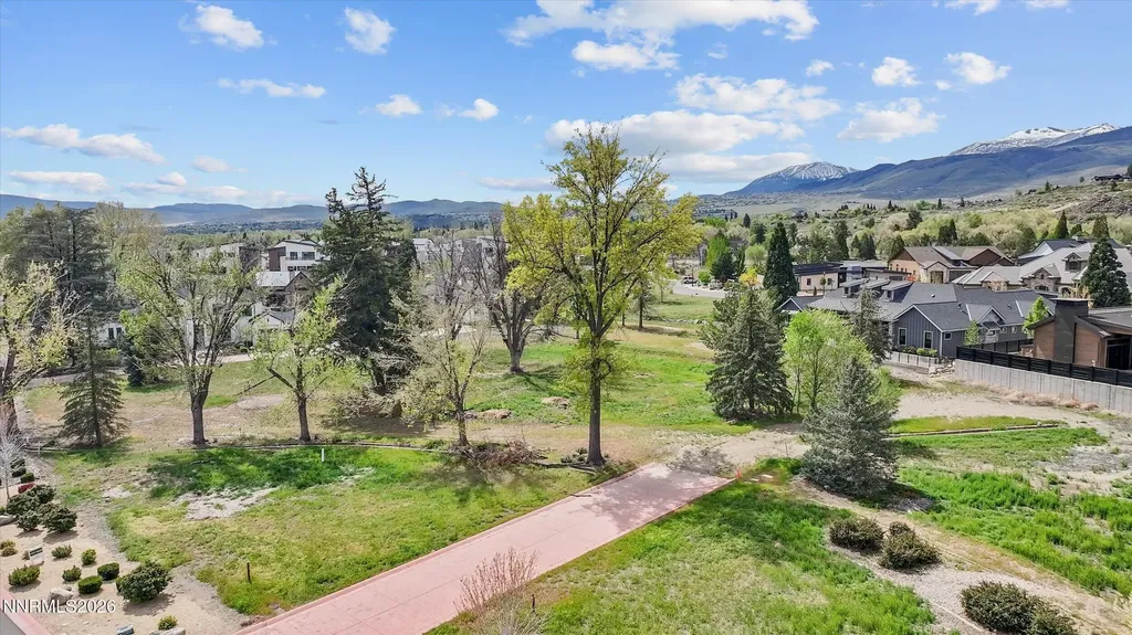 6083 Rancharrah Reno NV 89511