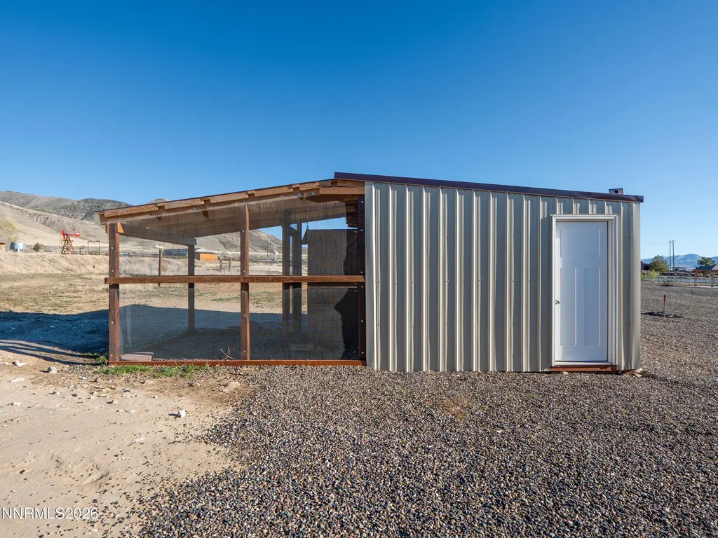 10805 Spur Winnemucca NV 89445