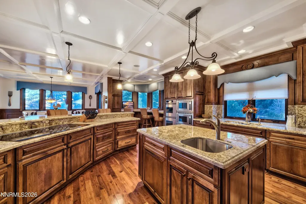229 Five Creek Gardnerville NV 89460
