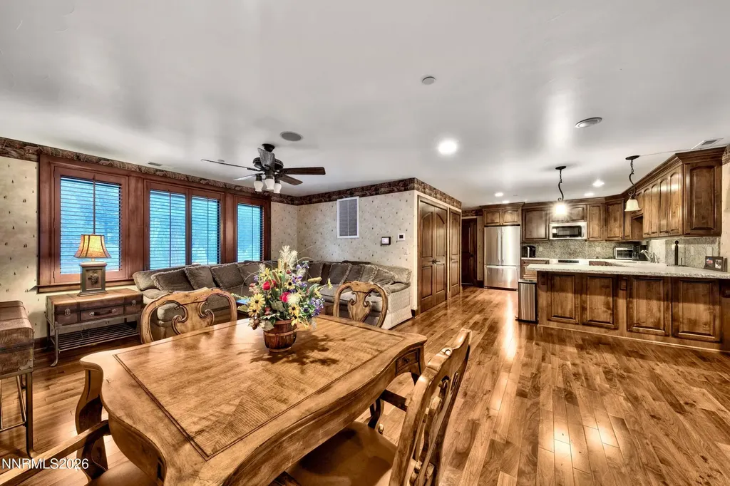 229 Five Creek Gardnerville NV 89460