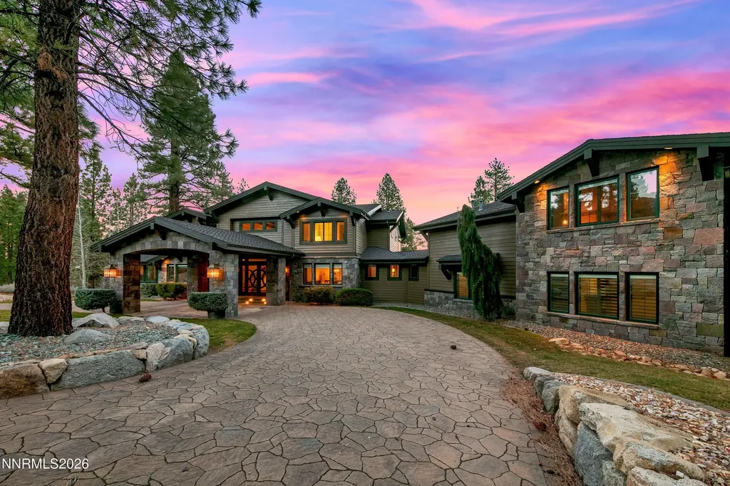 229 Five Creek Gardnerville NV 89460