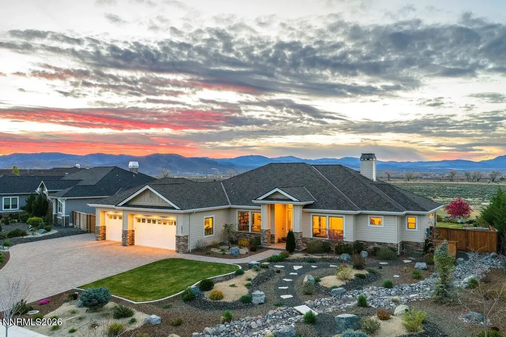 2933 Promontory Genoa NV 89411