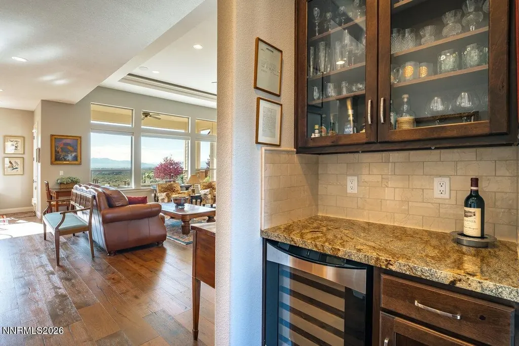 2933 Promontory Genoa NV 89411