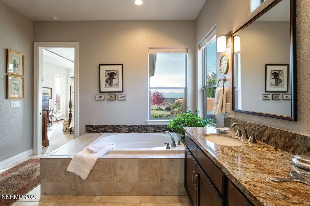 2933 Promontory Genoa NV 89411