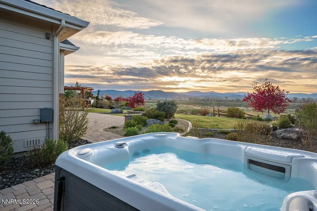 2933 Promontory Genoa NV 89411