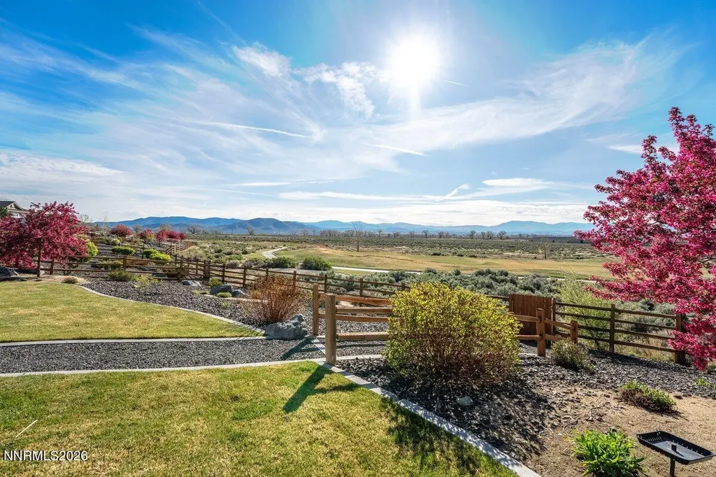 2933 Promontory Genoa NV 89411