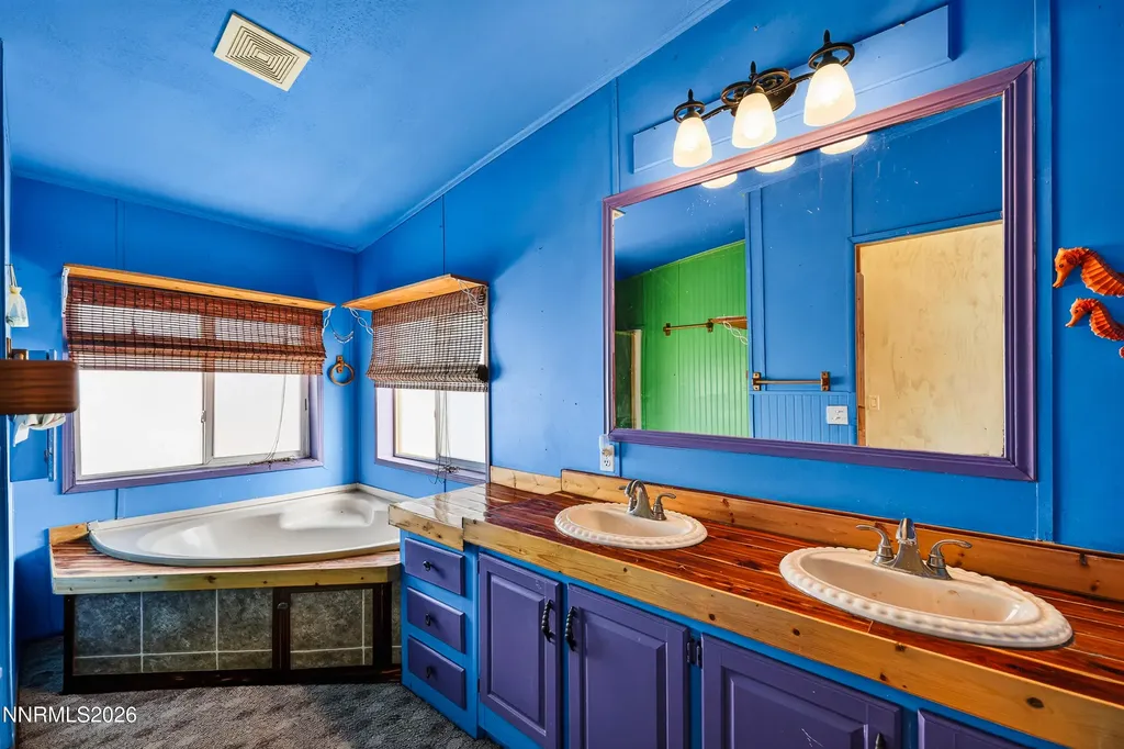 6877 Victor Fallon NV 89406