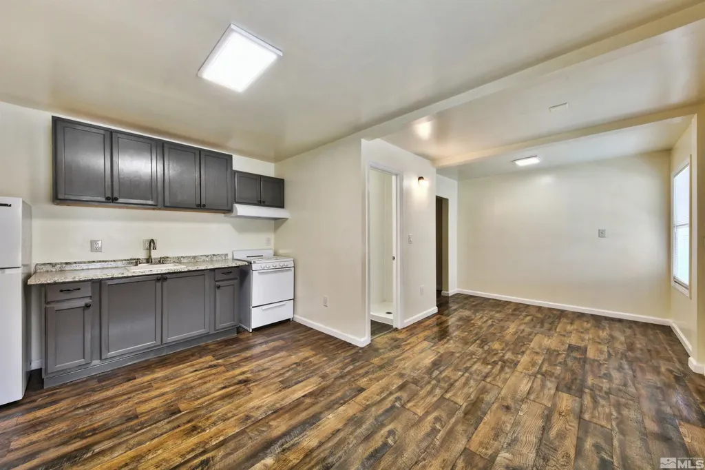 1515 Carson Carson City NV 89701
