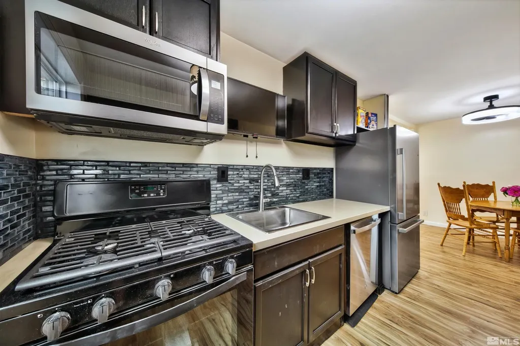 1515 Carson Carson City NV 89701