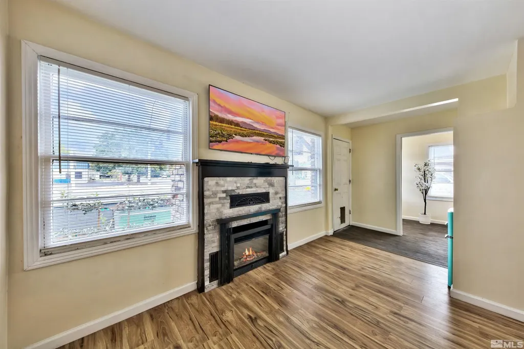 1515 Carson Carson City NV 89701