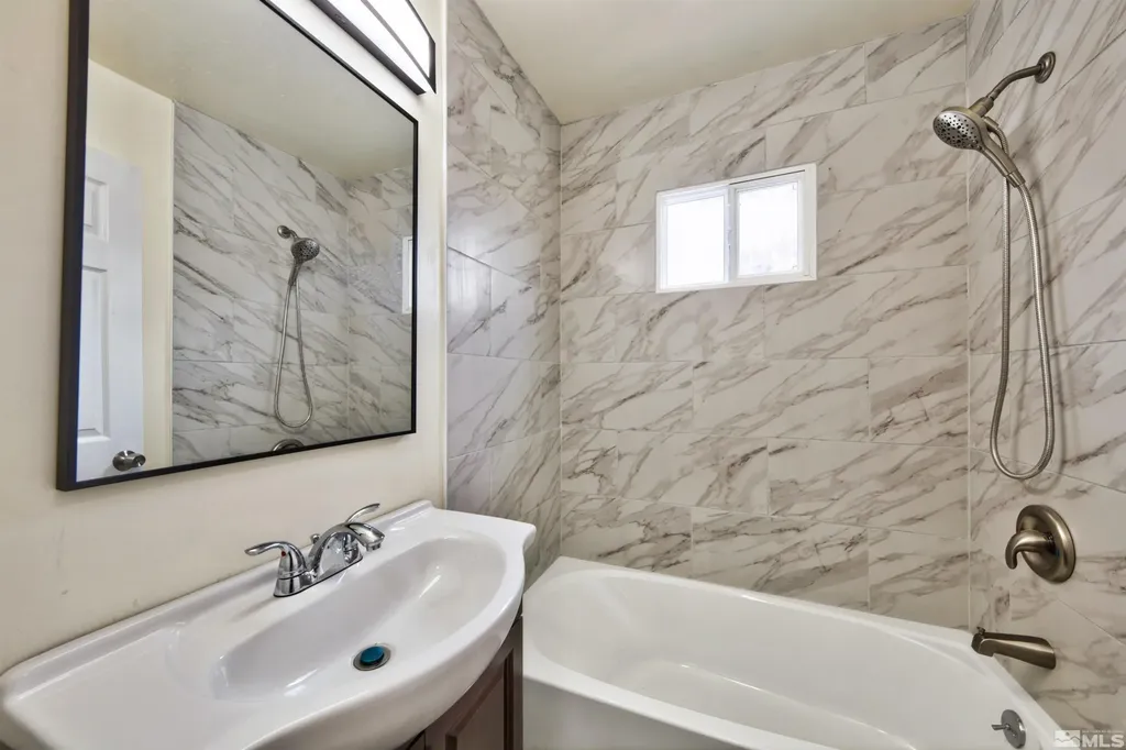 1515 Carson Carson City NV 89701